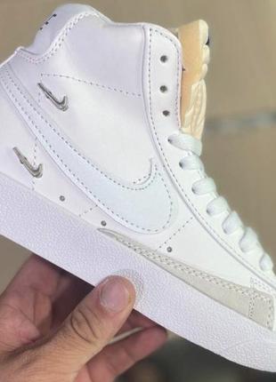 Nike blazer white swoosh