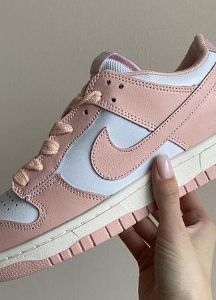 Nike dunk pink white