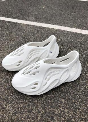 Adidas yeezy foam runner white5 фото