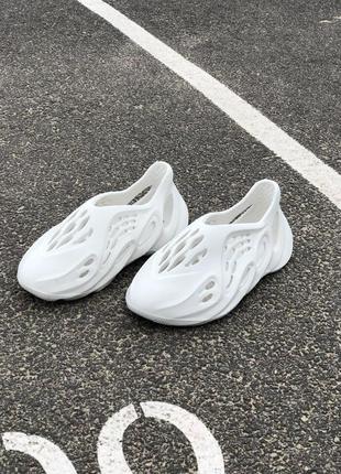 Adidas yeezy foam runner white9 фото