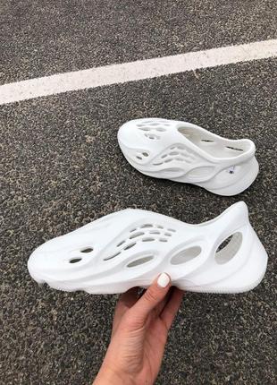 Adidas yeezy foam runner white4 фото