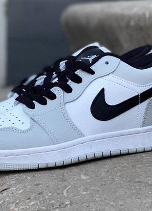 Jordan retro 1 low