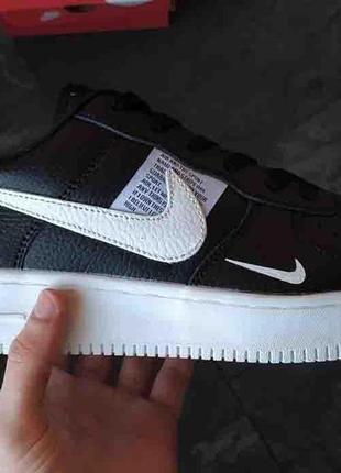Nike air force 1’07lv8 ultra black white  37