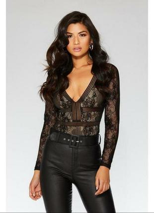 Очаровательное кружевное боди quiz