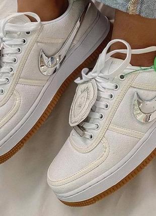 Nike x travis scott air force change swoosh  37