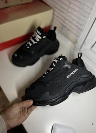 Кроссовки ботинки кожа натуральная balenciaga triple s оригинал размер 40 25,5 новые