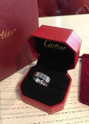 Брендовое кольцо в серебре