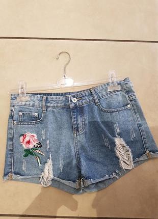 Шорті