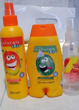 Набір: шампунь-кондиціонер 250 мл, спрей лосьйон д/тіла 100, спрей д/волосся 200 мл