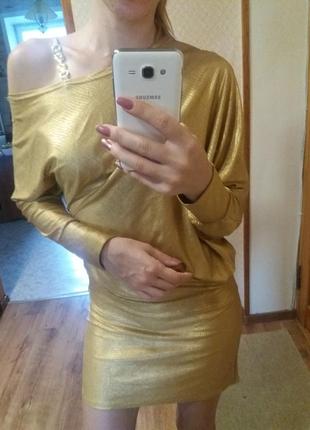 Стильне золоте блискуче плаття1 фото