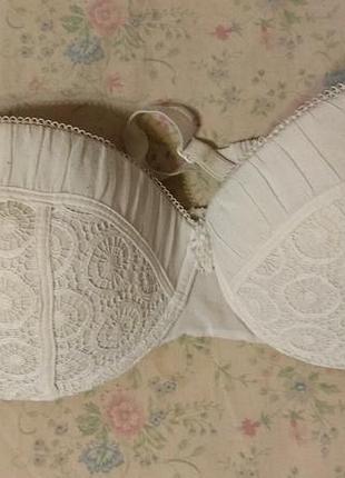 Бюстгальтер