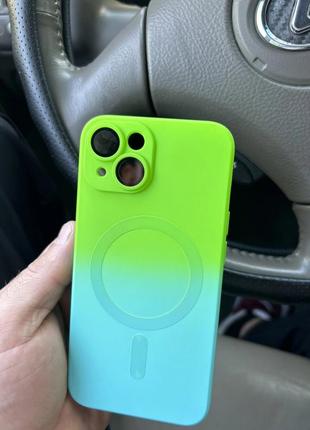 Чехол для iphone 14 с поддержкой беспроводной зарядки magsafe, green