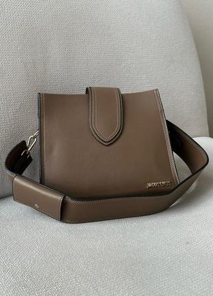 Универсальная женская сумка jacquemus, в классическом дизайне на каждый день, цвет коричневый7 фото