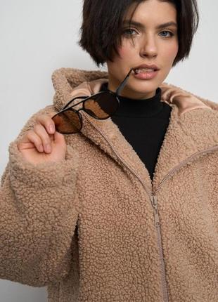 Женская куртка тедди барашек скапюшоном цвет капучино р.l/xl 4509026 фото