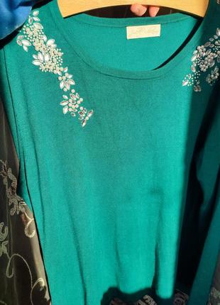 Очень красивая кофточка на весну темно зеленая как на первом фото