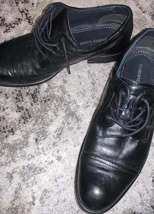 Стильные кожаные брендовые нарядные деловые туфли.roberto santi.42.3 фото