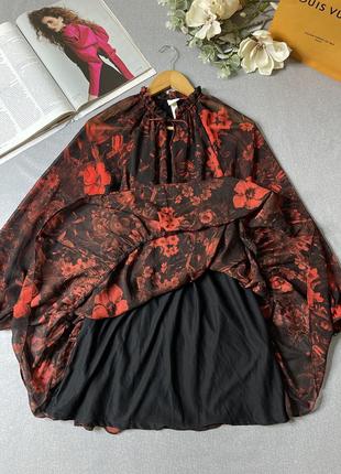 Красивое стильное платье свободного кроя4 фото