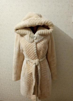 Шубка мутон 42 р.