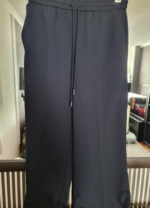 Женские брюки.