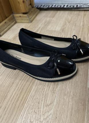 Трендові балетки, з бантиком