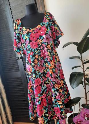 Красивое цветочное платье батал, размер xl/2xl1 фото