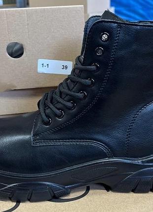 Черевики жіночі