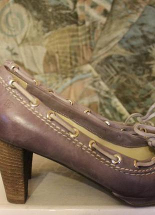 Туфлі donna carolina