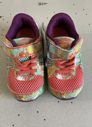 Кросівки дитячі asics