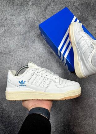 Adidas forum low white
