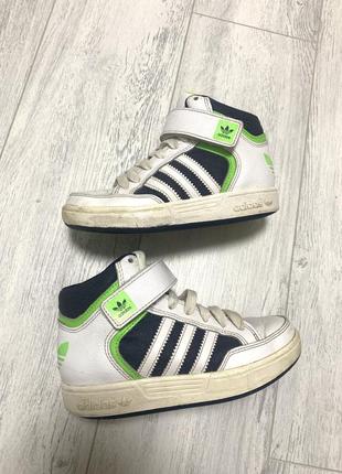 Кроссовки adidas