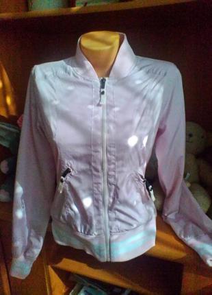 Модная ветровка на весну, лето
