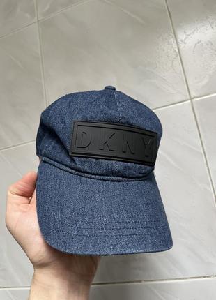 Кепка dkny оригінал