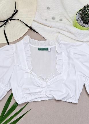 Белоснежный топ в стиле country