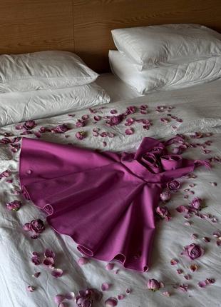 Накладний платіж ❤ святкова сукня сарафан на тонких бретелях з пишною спідницею сонце і об'ємними трояндами