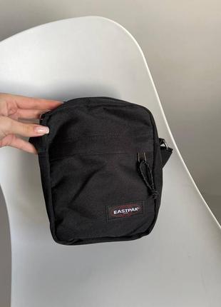 Сумочки eastpak 
18x16