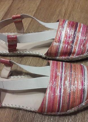 Летние босоножки m$co