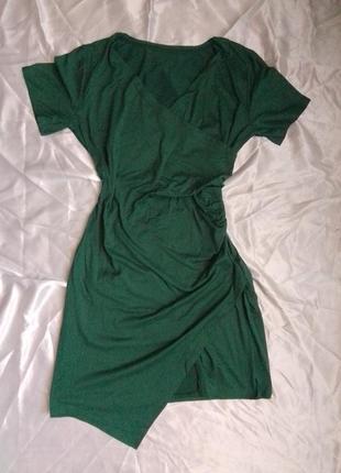 Платье насыщенного зеленого цвета2 фото