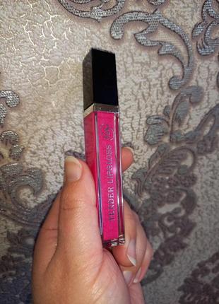 Блиск для губ tender lipgloss