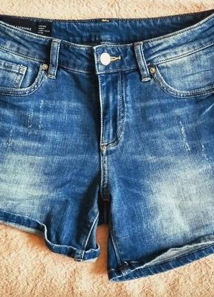 Женские джинсовые шорты короткие с подворотами2 фото