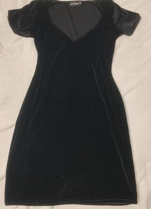 Черное базовое велюровое платье plt s/m4 фото