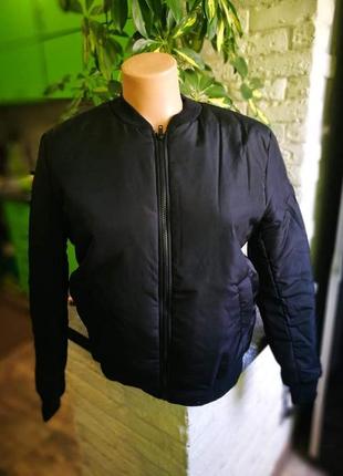 Демісезонна курточка