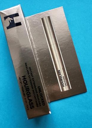 Туш hourglass unlocked mascara