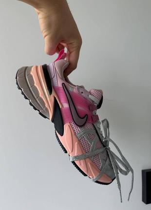 Женские кроссовки nike v2k runtekk pink / легкие спортивные кроссовки найк женская обувь7 фото