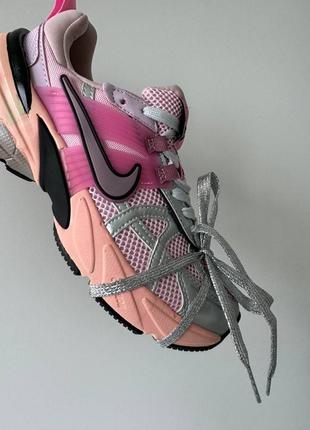 Женские кроссовки nike v2k runtekk pink / легкие спортивные кроссовки найк женская обувь9 фото