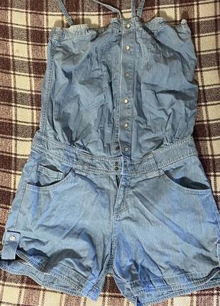 Джинсовий комбінезон