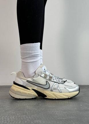 Женские кроссовки nike v2k runtekk grey сірі/ легкие спортивные кроссовки найк женская обувь