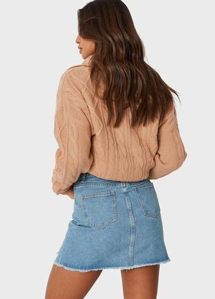 Трендовая джинсовая юбка с потертостями3 фото