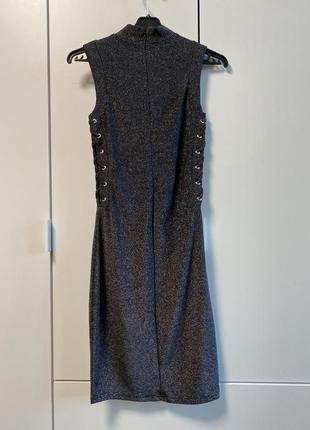 Платье с эффектными разрезами2 фото