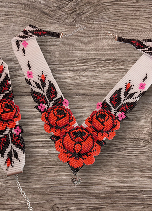 Уголок +браслет "красные розы"