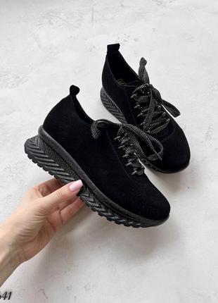 Женские кроссовки, черные, натуральная замша